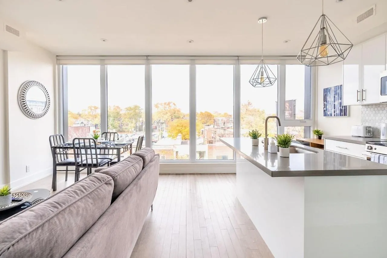 Apartment Upscale 3Br Condo - Minutes From High Park Toronto